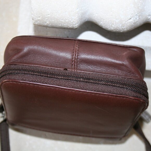 HOBO Crossbody Bag /Wallet(NWOT) - Picture 8 of 12